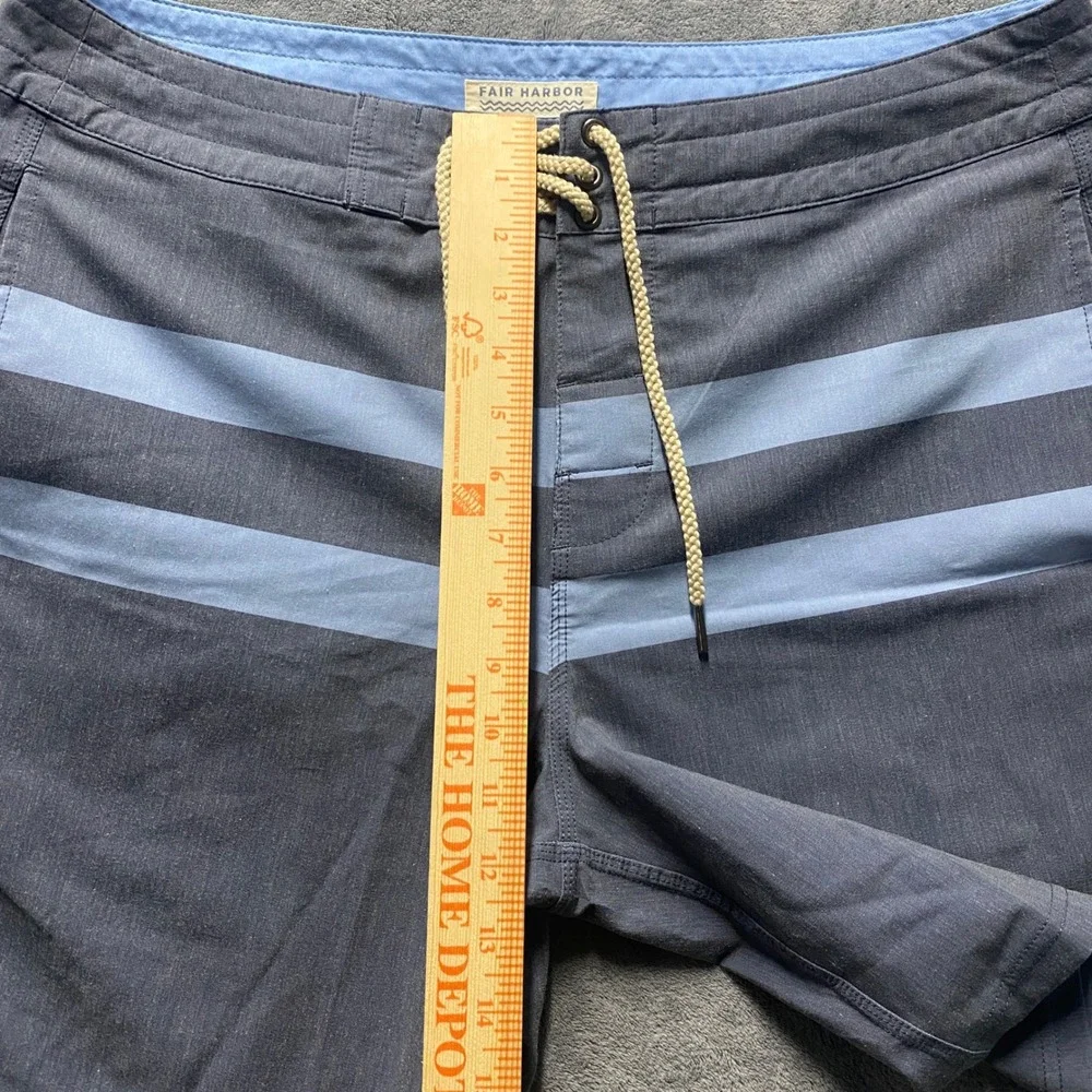 Fair Harbor Board Shorts Mens Size 34 Navy Blue Striped Swim Trunks